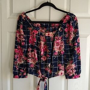 Floral navy print blouse size small